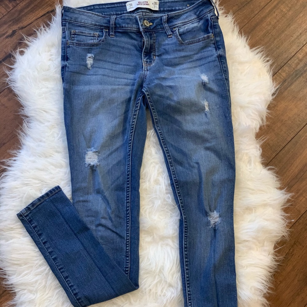🌻OFFERS?🌻 Hollister skinny jeans